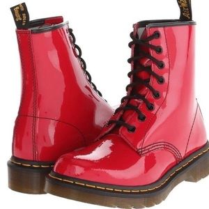 dr martens bouncing